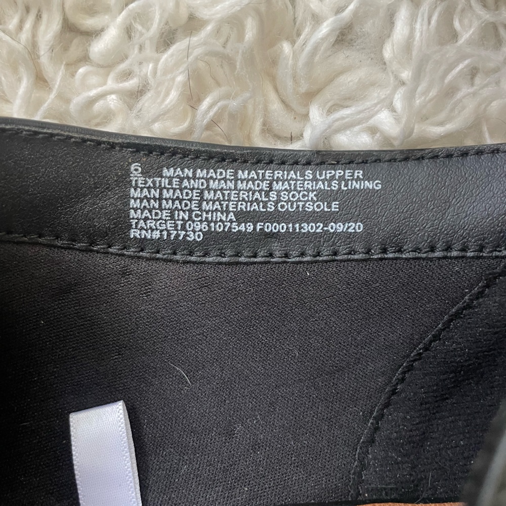 Booties - Picture 3 of 4